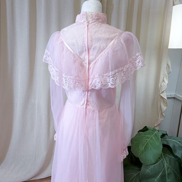 Victorian Pink Bridal Nightgown 70s Coquette Romantic Feminine Union SM MED - Picture 7 of 15